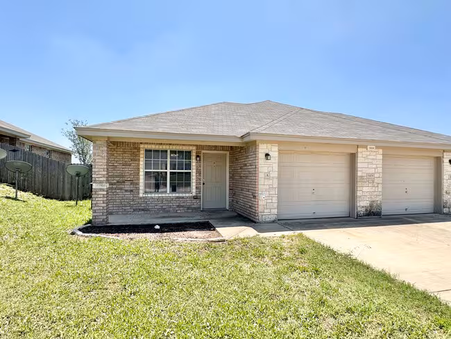 1404 Cinch Dr Killeen, TX 76549 photo 2