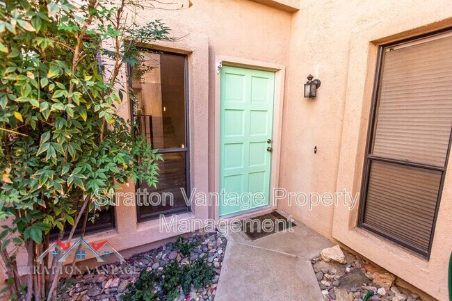1920 E Maryland Ave Phoenix, AZ 85016