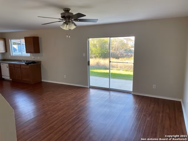 9807 Amber Breeze San Antonio, TX 78245 photo 5
