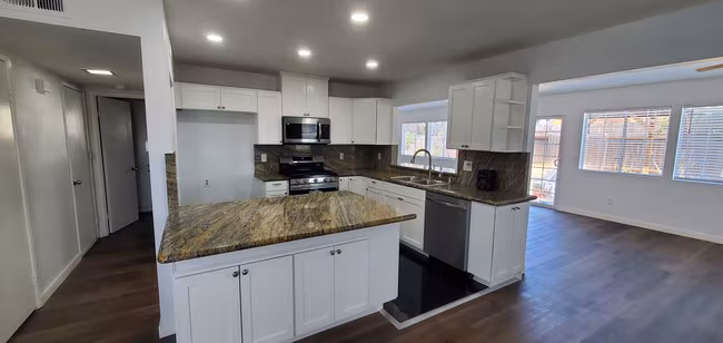 2886 Cagayan Ave San Diego, CA 92154 photo 2