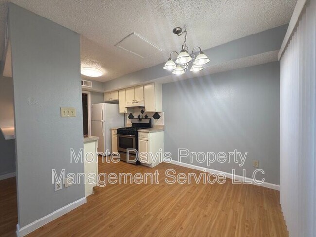 1312 Southport Dr Austin, TX 78704 photo 4
