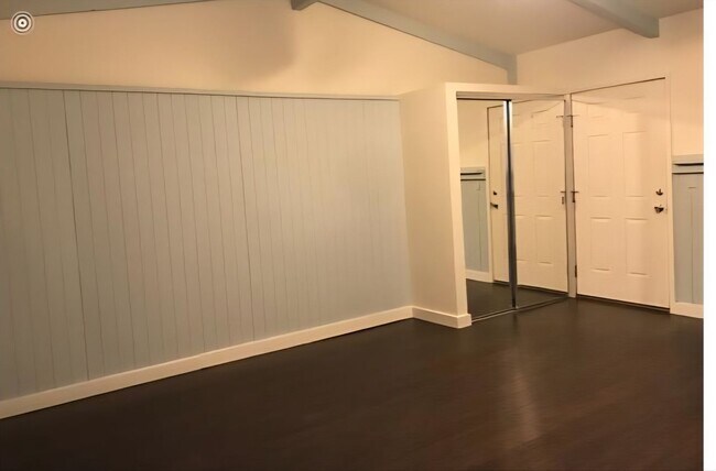 723 Santa Barbara Pl San Diego, CA 92109 photo 5