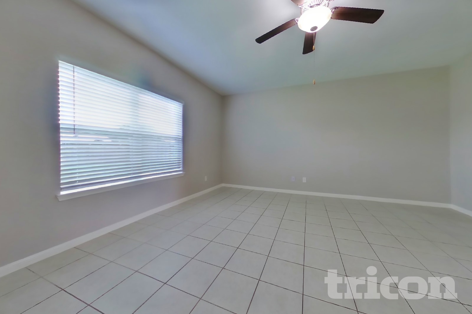 916 American Monarch Dr La Marque, TX 77568 photo 3