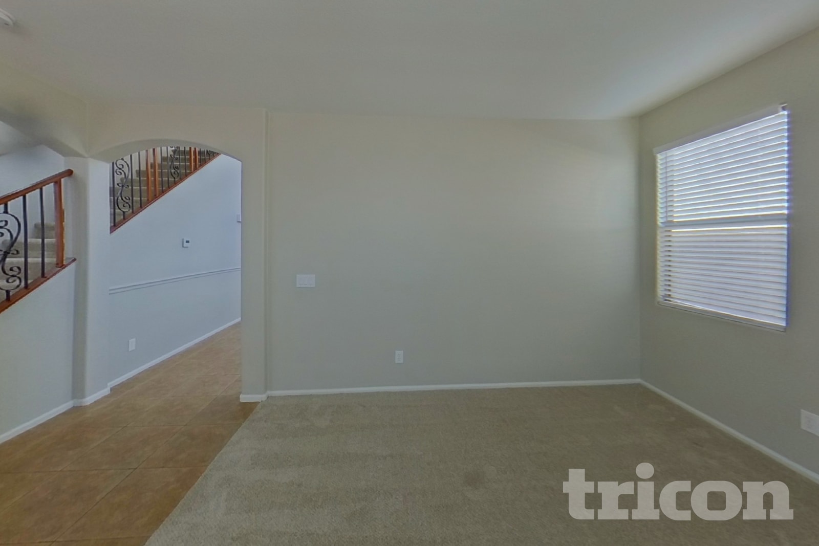 22079 N Dietz Drive photo 4