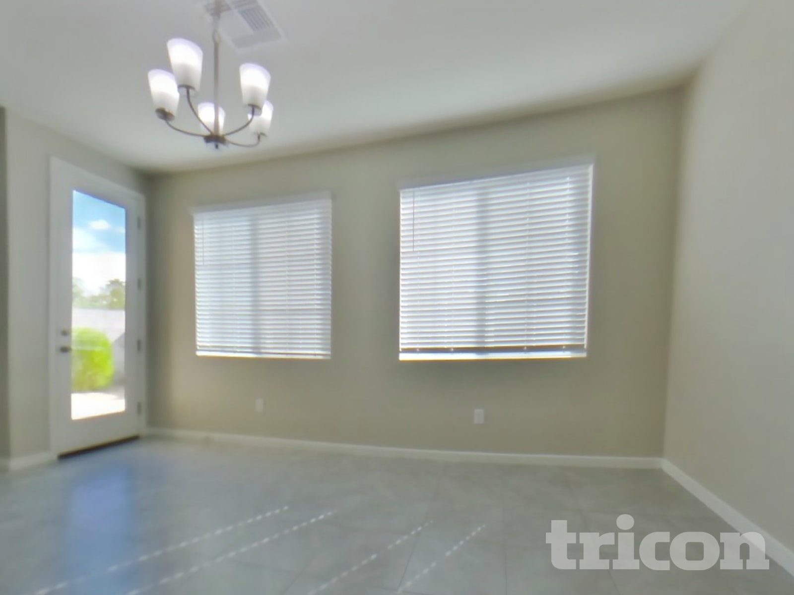 1321 N Quinn photo 5