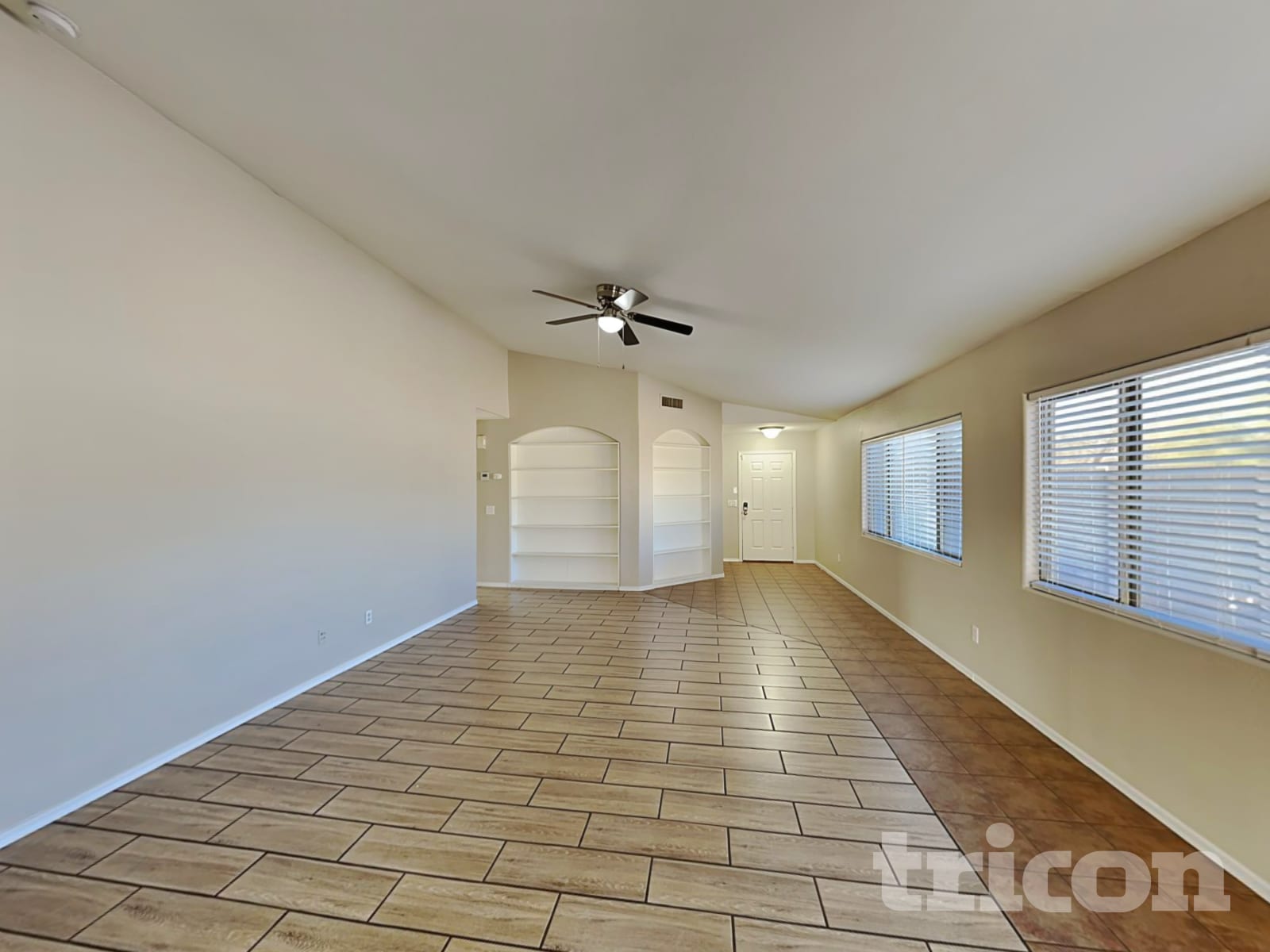 5206 W Pecan Road photo 2