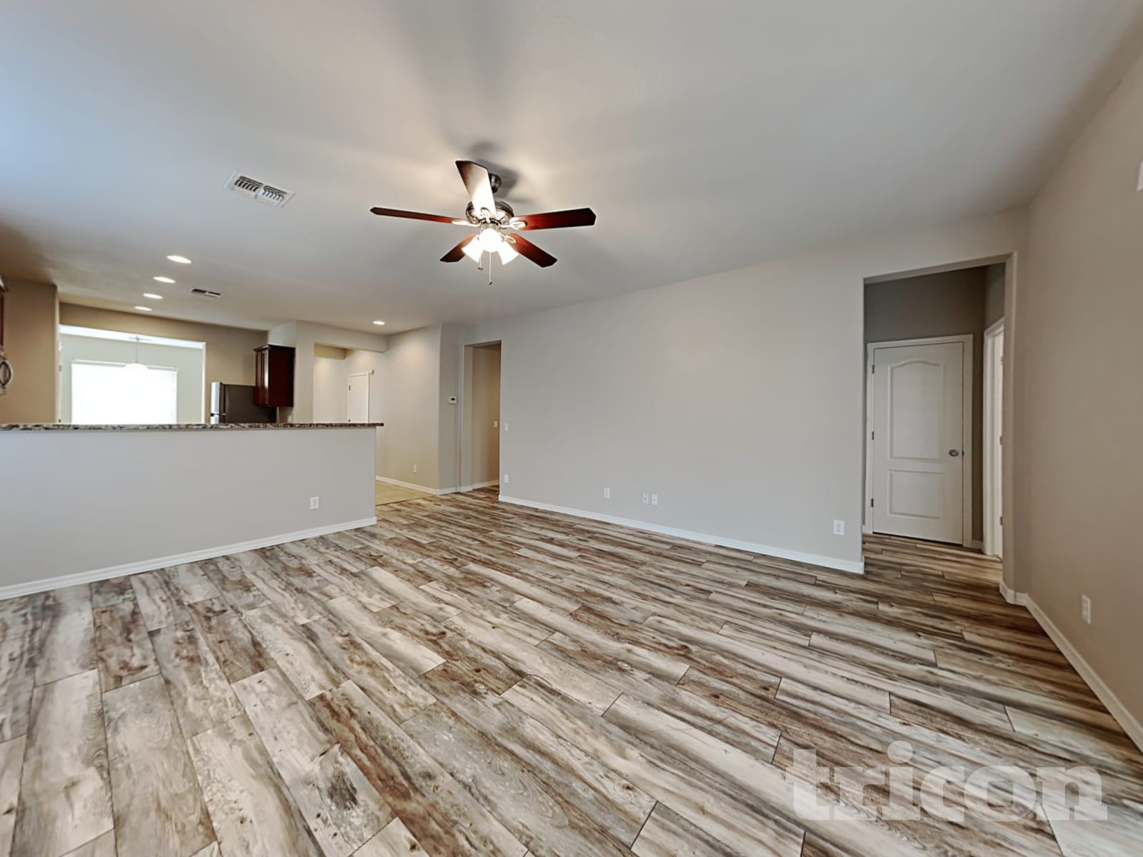 4420 W White Canyon Road photo 3