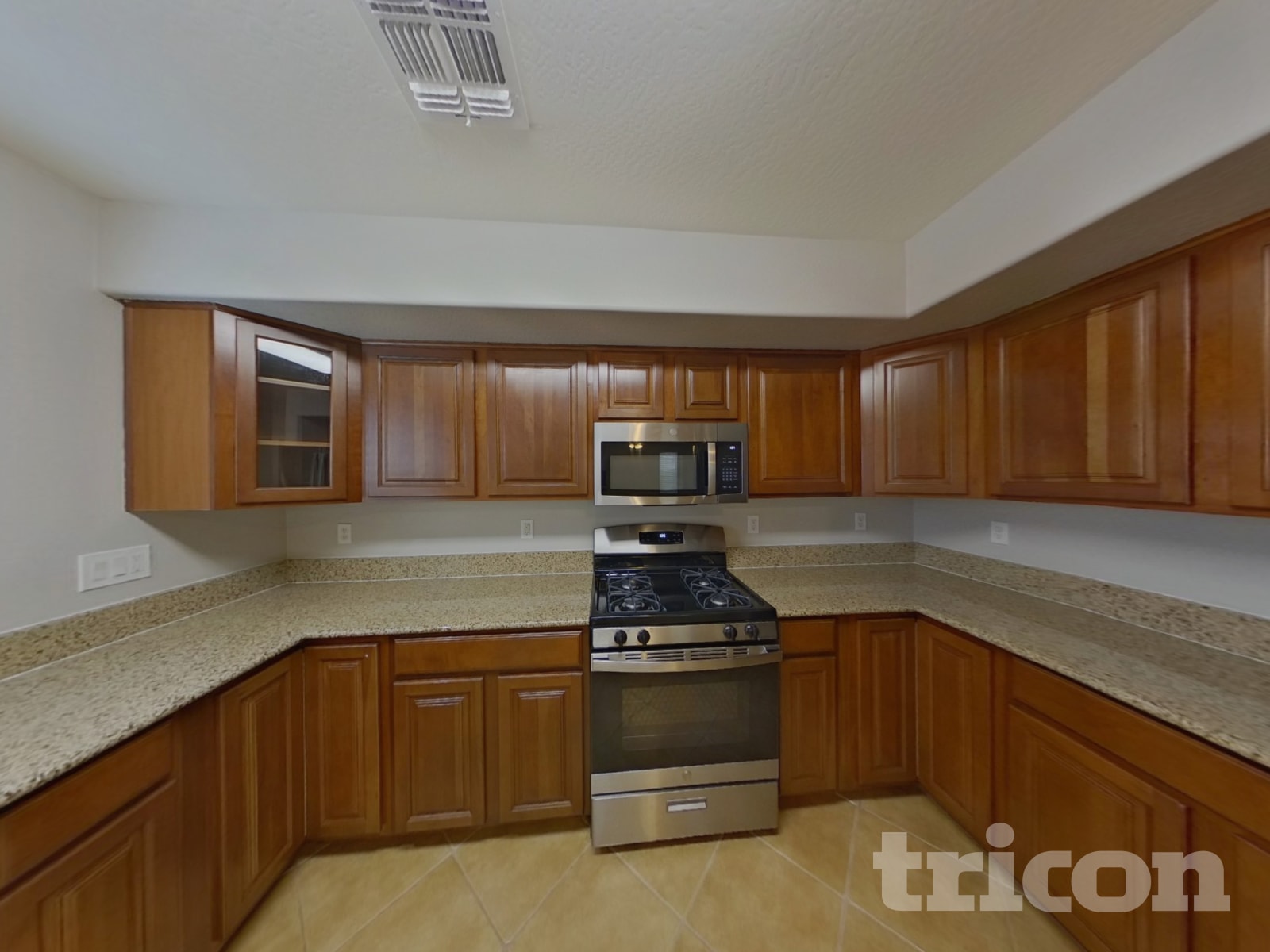 21131 N Danielle Avenue photo 5