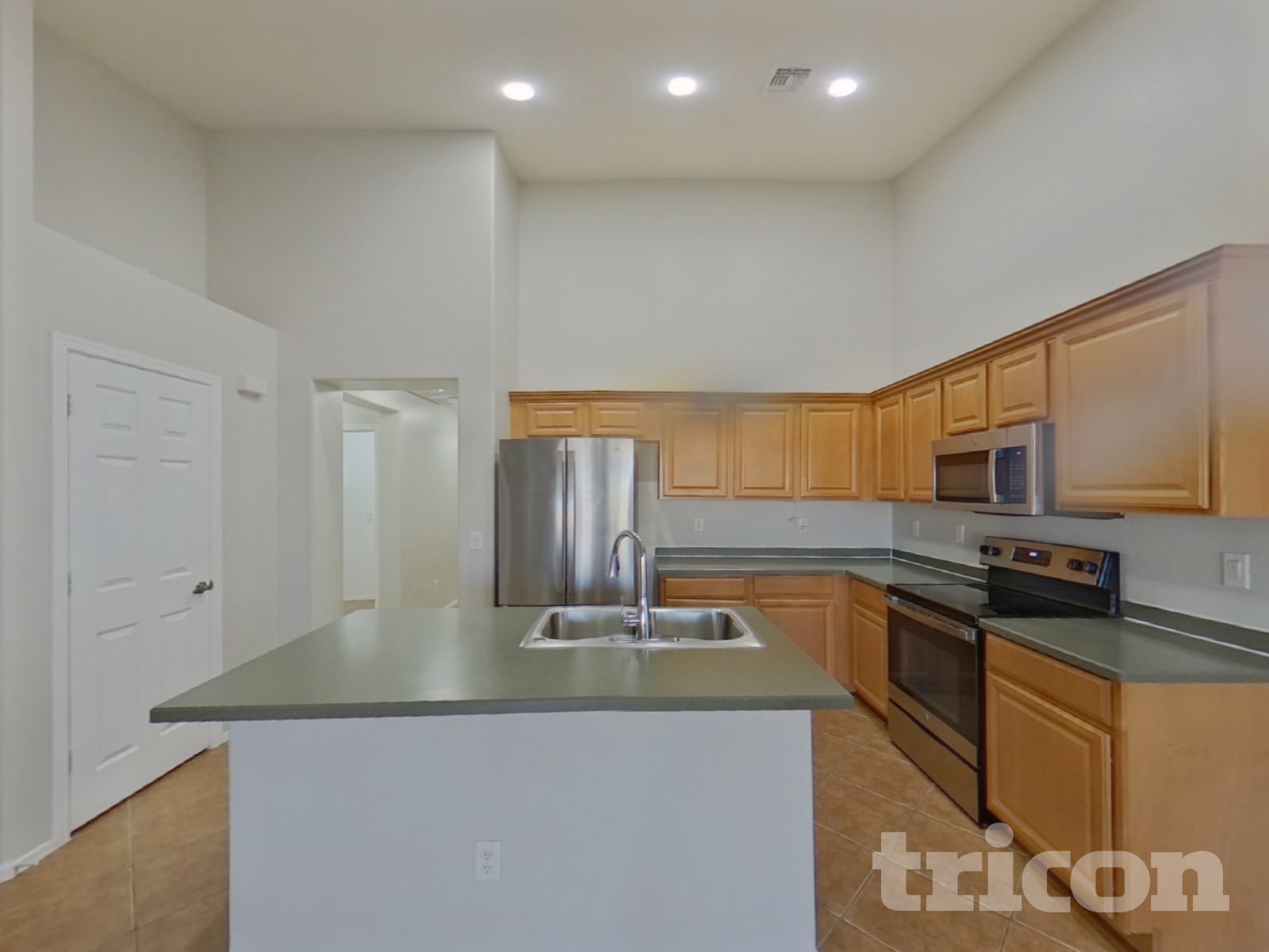 41180 W Bravo Drive photo 4