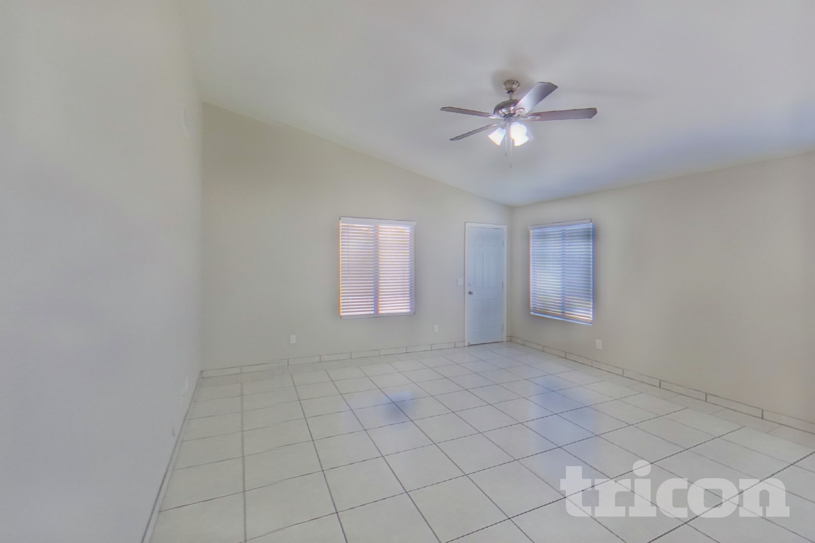 9002 W Palm Ln Phoenix, AZ 85037 photo 5