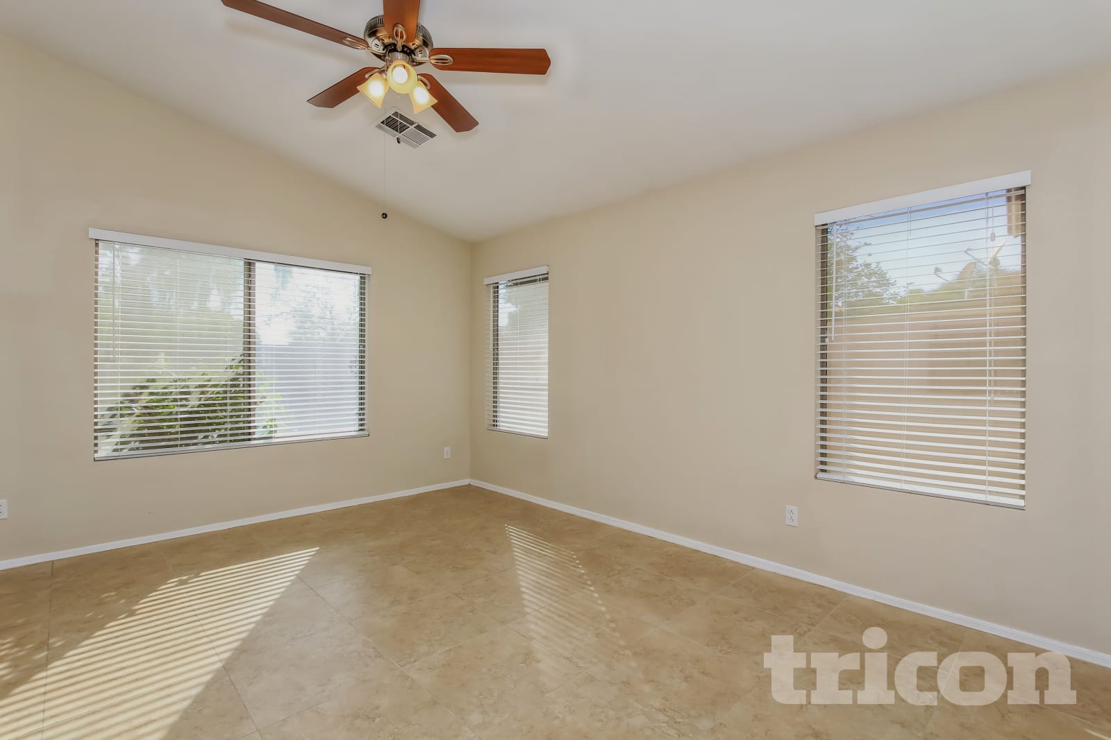 10571 W Crimson Lane photo 2