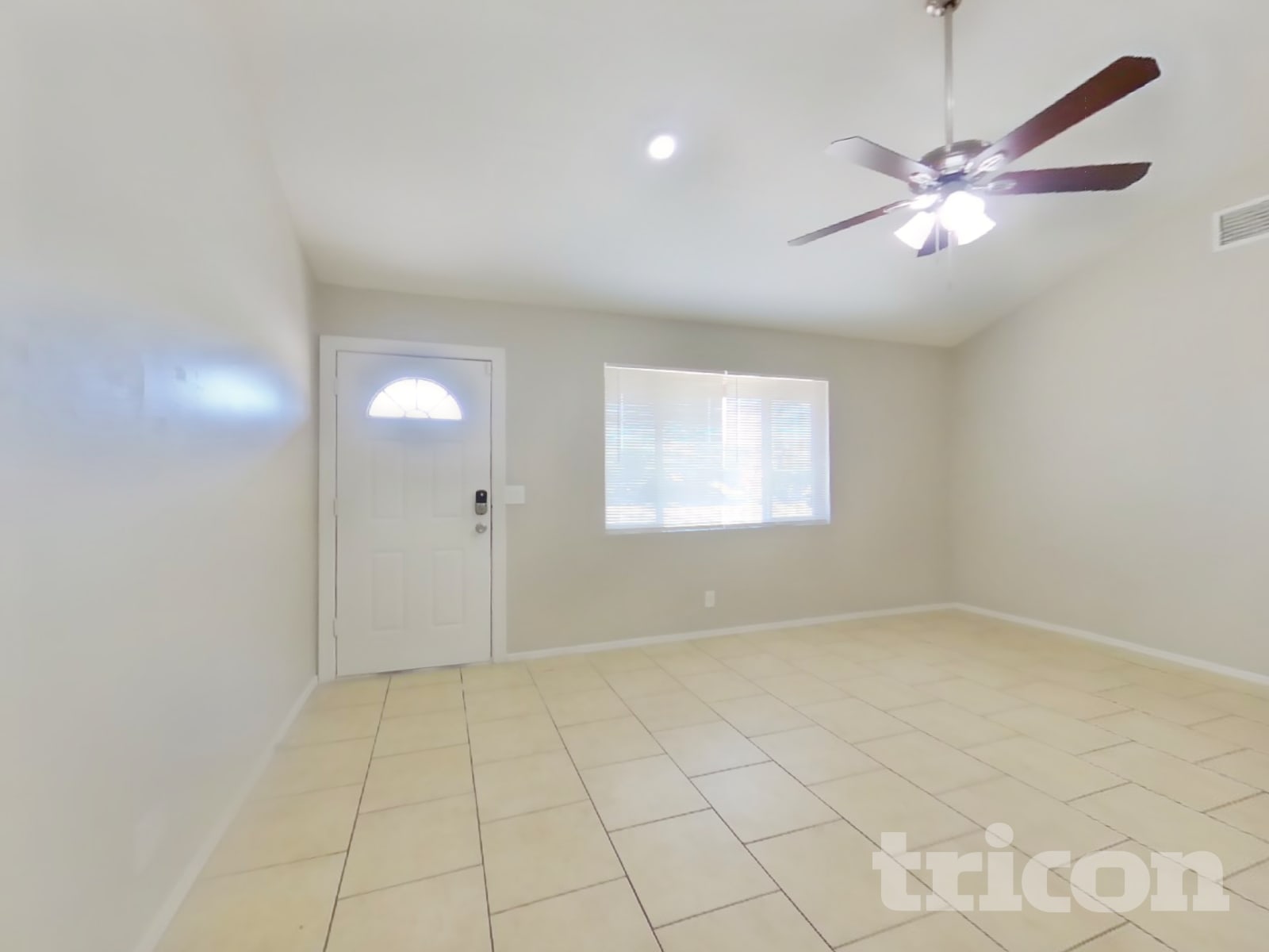 3234 W Larkspur Dr Phoenix, AZ 85029 photo 5