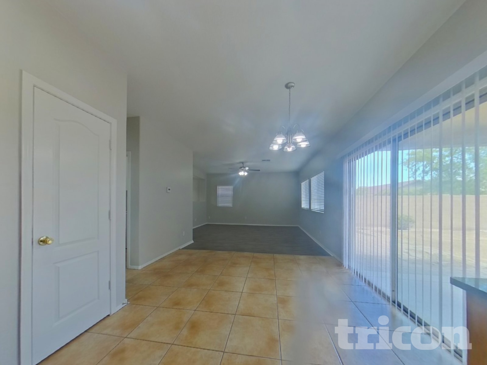 6923 S 50th Drive photo 5