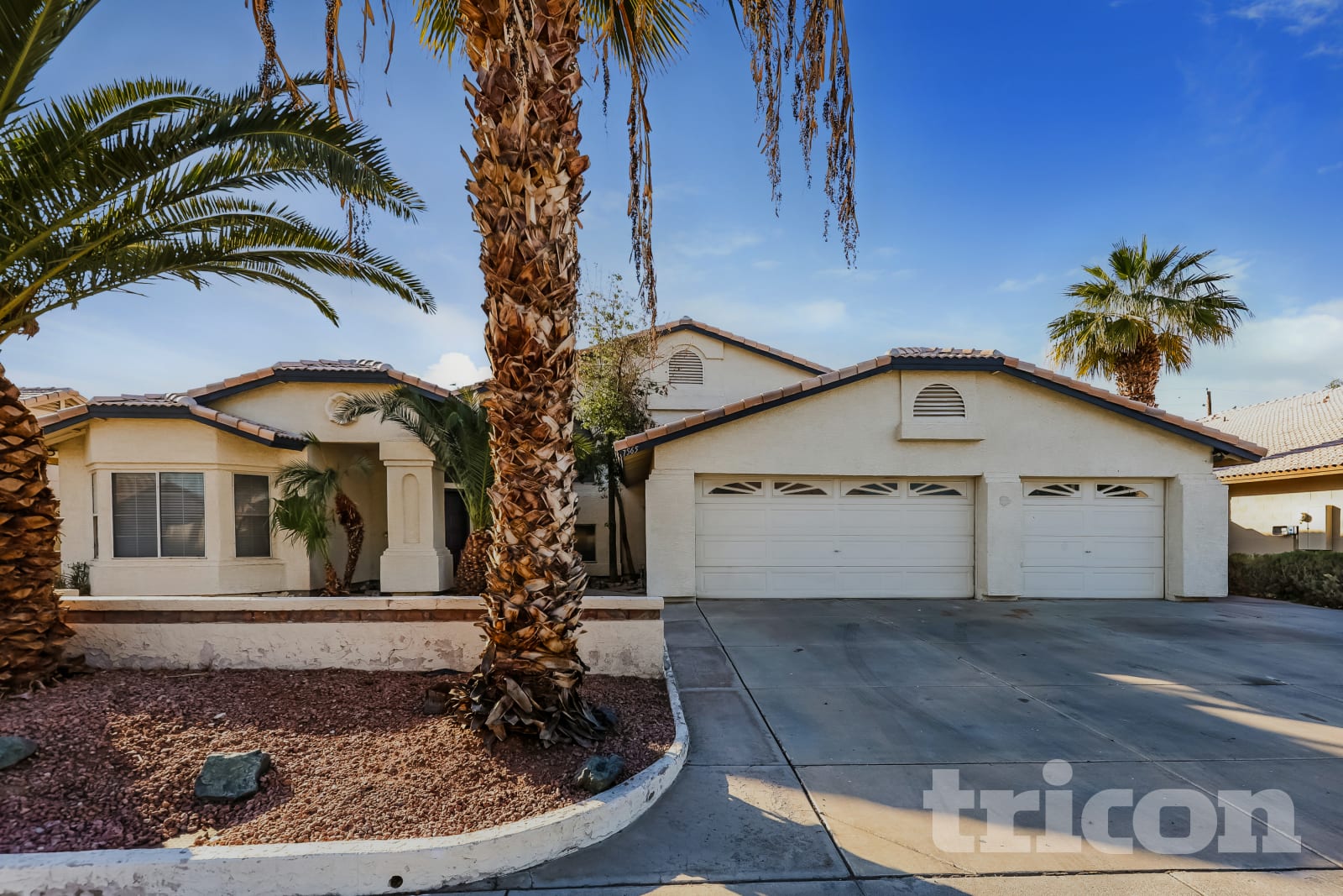 7565 W Corrine Drive