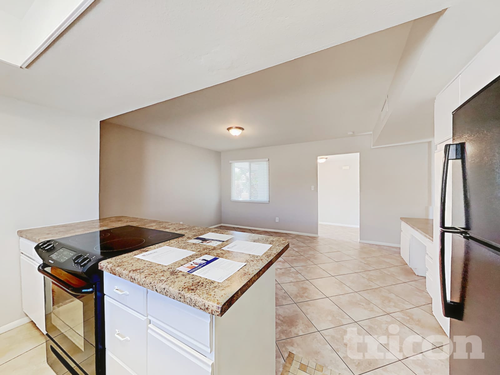 3424 W Acoma Drive photo 5