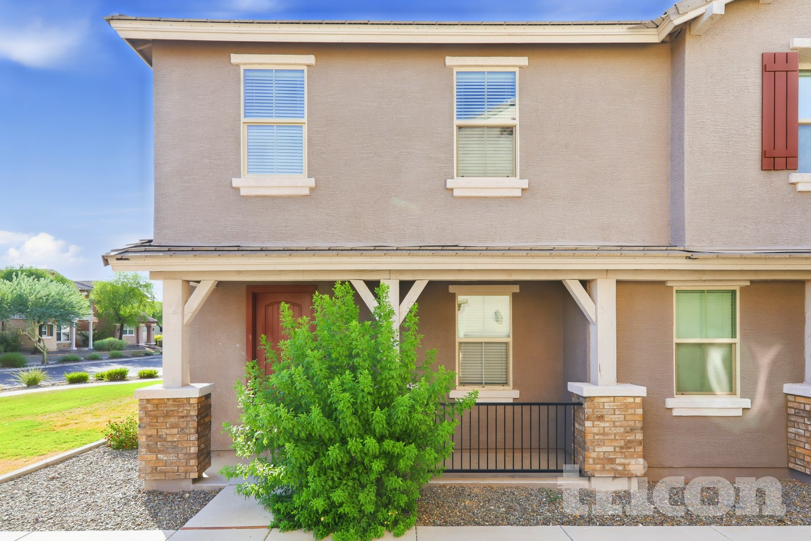 12562 W Gentle Rain Rd Peoria, AZ 85383 photo 2