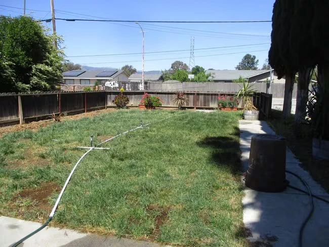 8495 Murray Ave Gilroy, CA 95020 photo 3