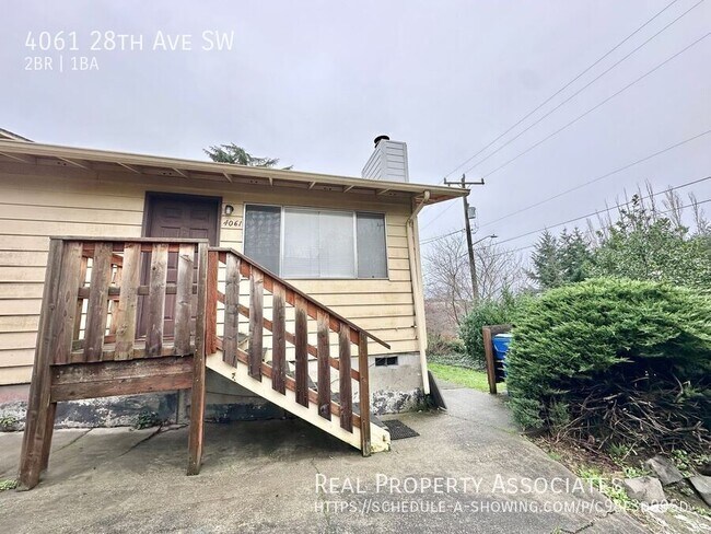 4061 28th Avenue Southwest, Seattle, WA 98126 photo 2