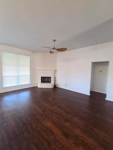 9121 Autumn Falls Dr Fort Worth, TX 76118 photo 2