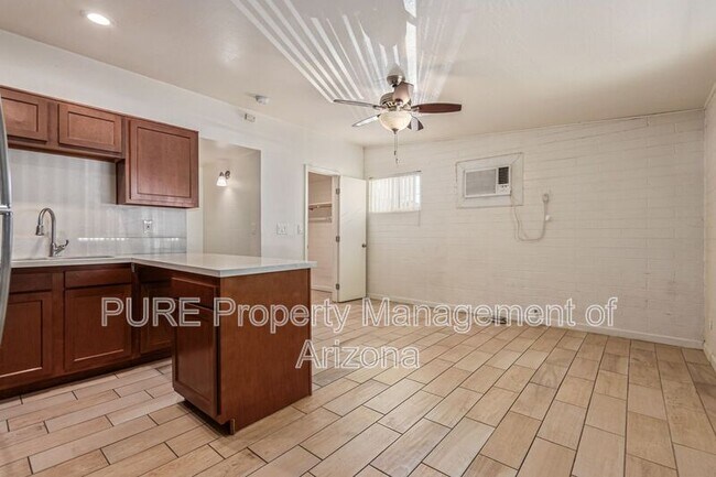 1002 S Mariana St Tempe, AZ 85281 photo 4