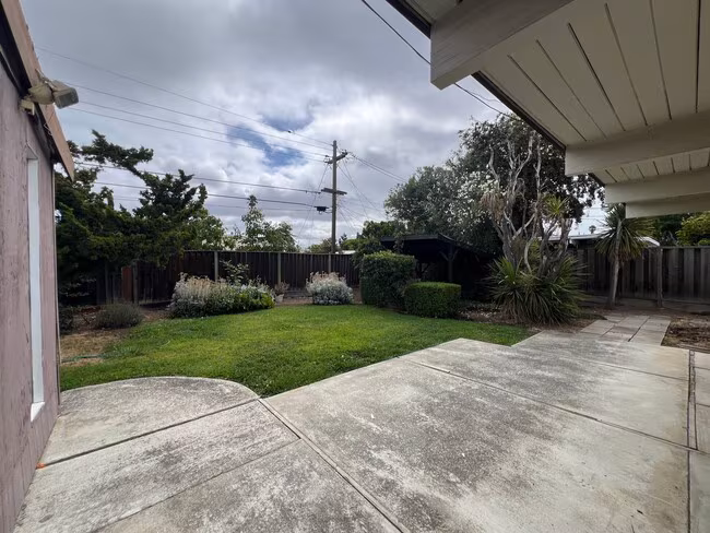 3 Bedroom, 2 Bath Single-Story Home photo 5