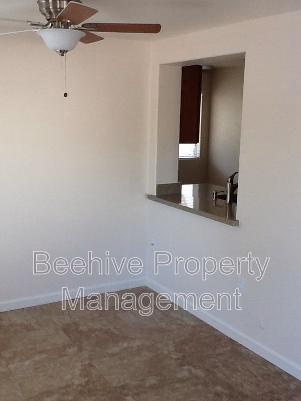 5827 Colby St Mesa, AZ 85205 photo 3