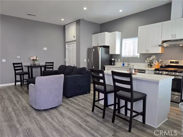 3175 K St San Diego, CA 92102 photo 3