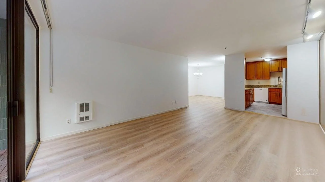 Two-bedroom in Albany with dedicated parking with lots of amenities  photo 4