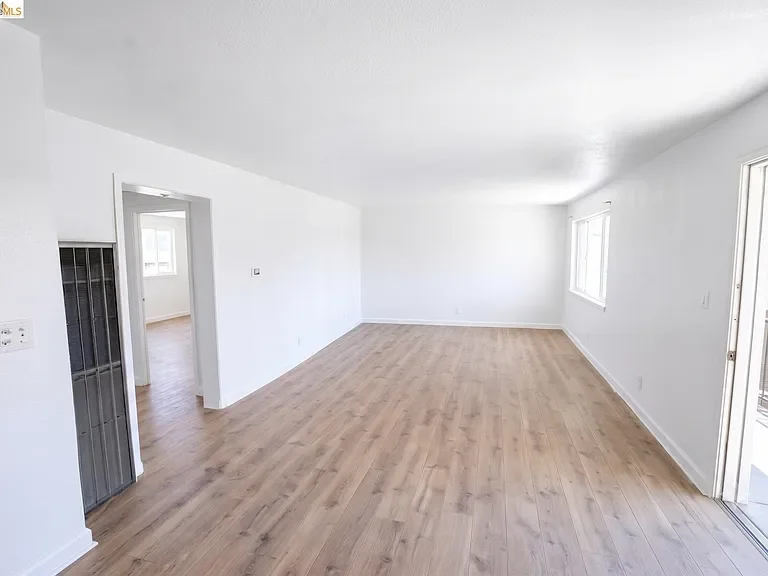 2015 Hearst Ave Berkeley, CA 94709 photo 4