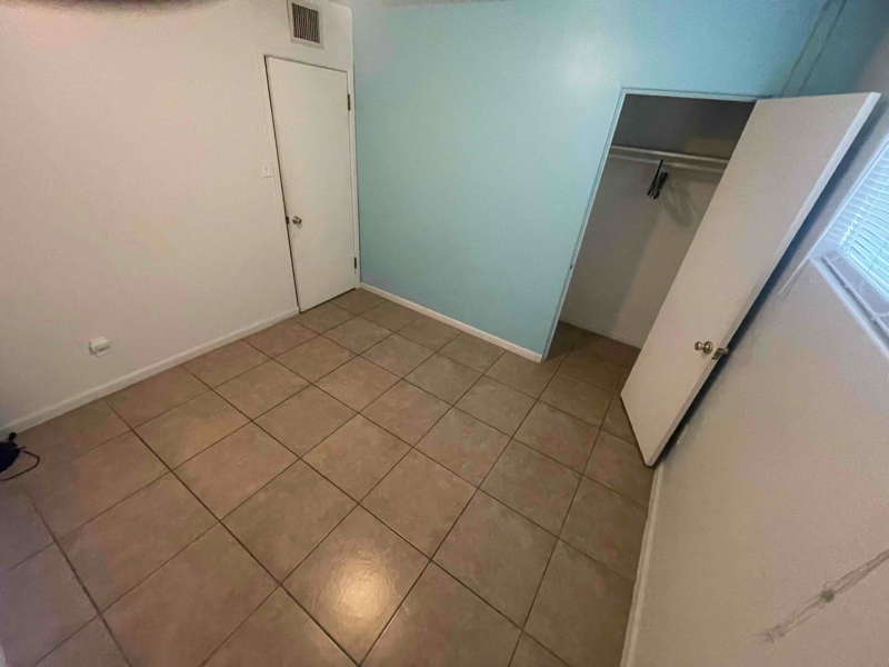 A Good Spot for a Roommate 
 photo 3
