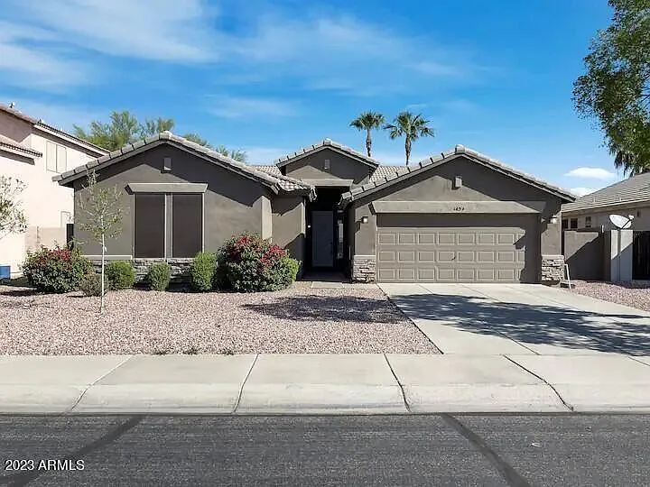 1454 E Morelos St photo 3