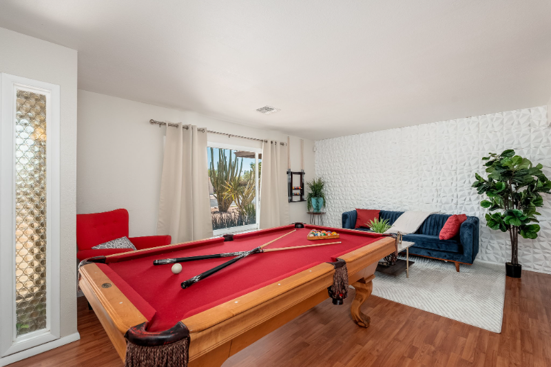 5114 S Dorsey Ln photo 2