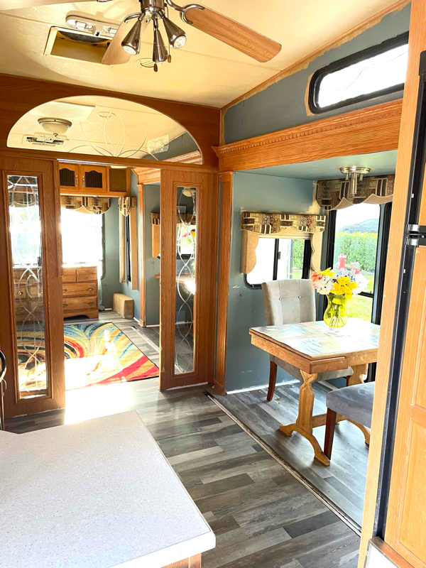 1 Bed 1 Bath RV Home  photo 3