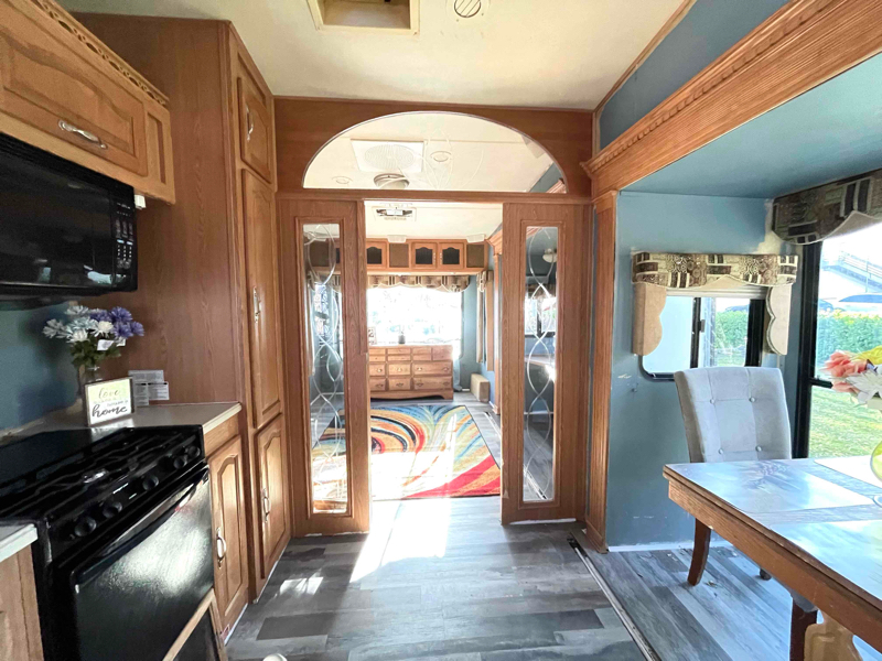1 Bed 1 Bath RV Home  photo 5