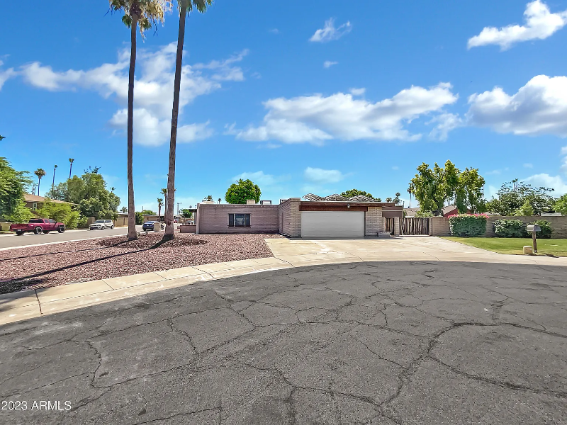 4625 W Morten Ave Glendale, AZ 85301 photo 4