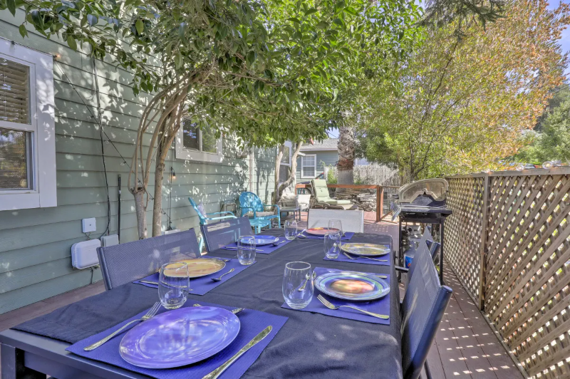 2BR/1BA Fully Furnished West Petaluma Home photo 4