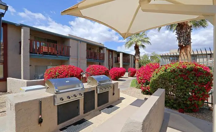 Great Location/Renovated  Condo in Scottsdale.  photo 3