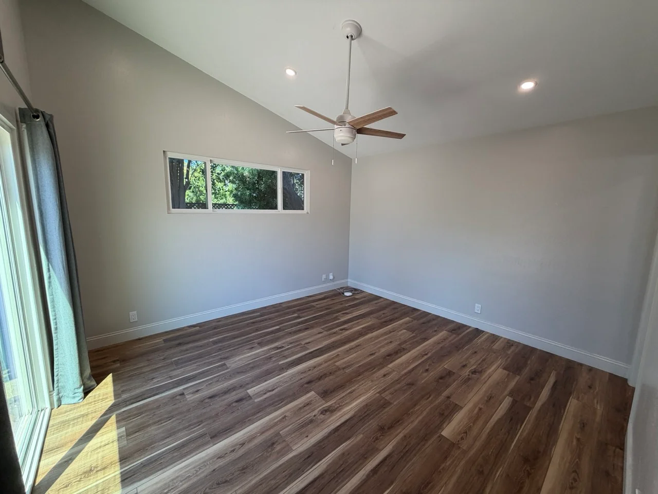 Remodeled 4 Bed/2 Bath Single Family Home in San Jose - Available 8/22 - $4900/mo photo 5