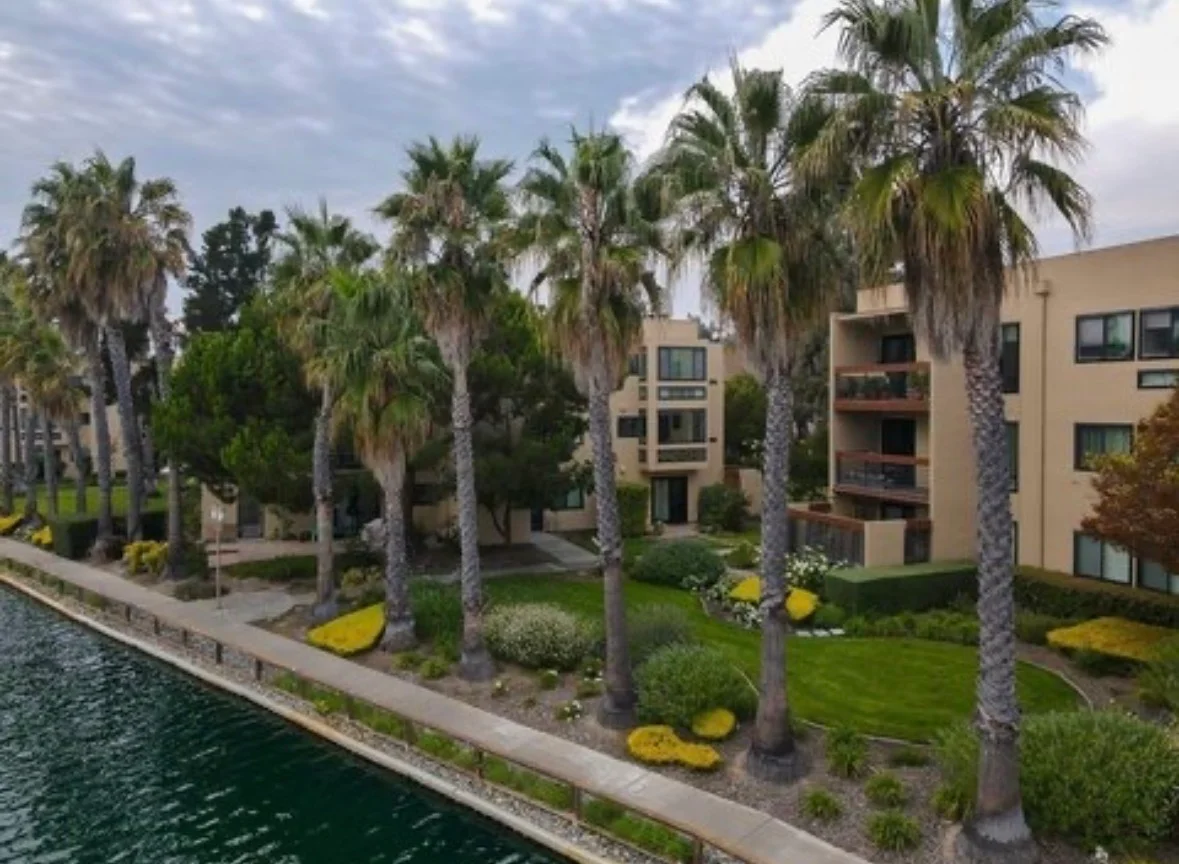 920 Beach Park Blvd Foster City, CA 94404 photo 3