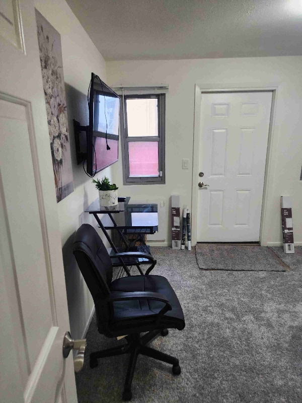 Newly remodeled room for rent Serramonte Daly city ca. photo 5