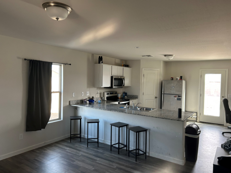 Spacious 4-Bedroom Home with 3 Baths | Prime Corner Lot Casa Grande Location! photo 5