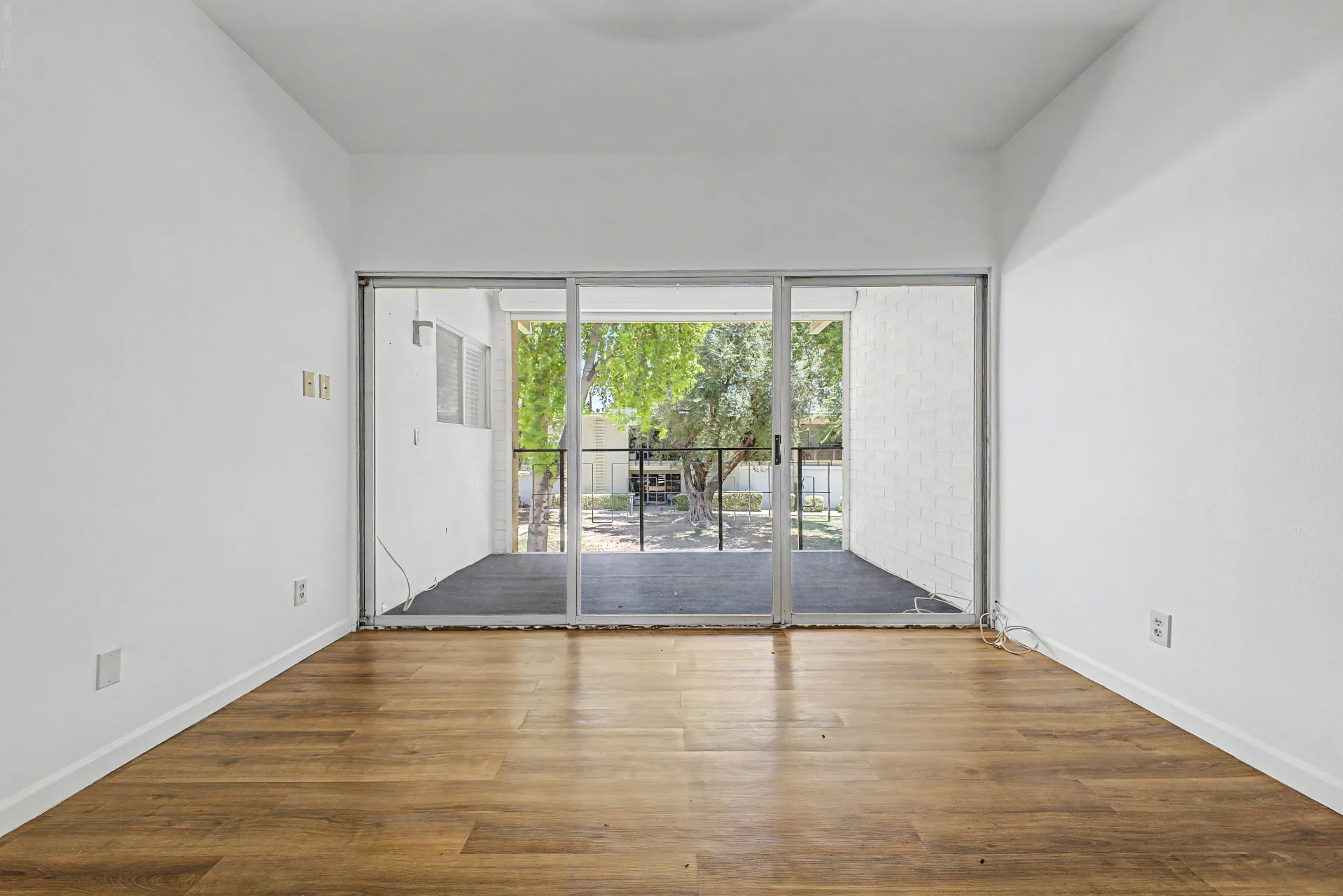 Stylish 2-Bedroom Scottsdale Condo Near Old Town, Arcadia, Pools & Spa photo 5