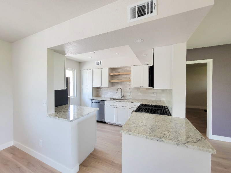 Spacious Phx Condo photo 2