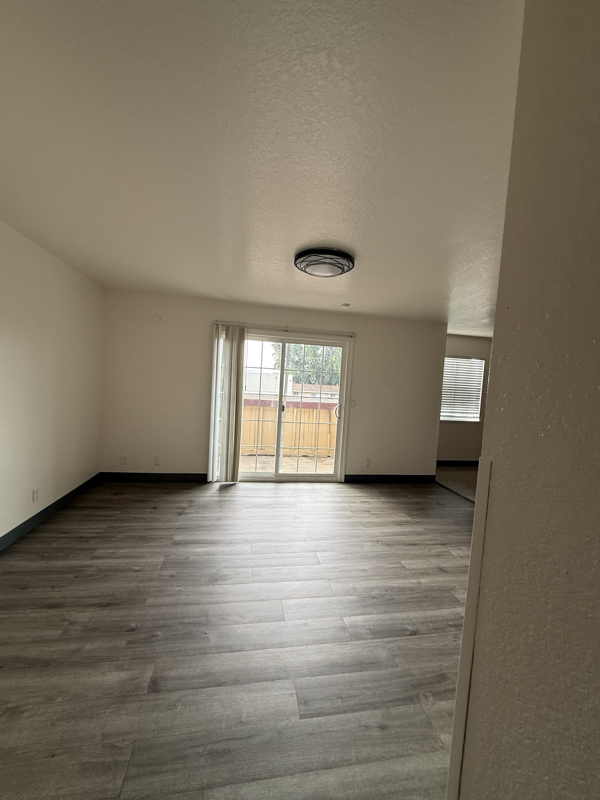 Modern 2 Bed/2 Bath Unit in San Lorenzo - Move-in Ready! - $2500/mo photo 5
