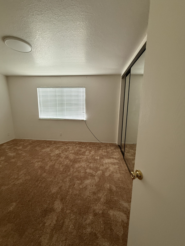 Modern 2 Bed/2 Bath Unit in San Lorenzo - Move-in Ready! - $2500/mo photo 4