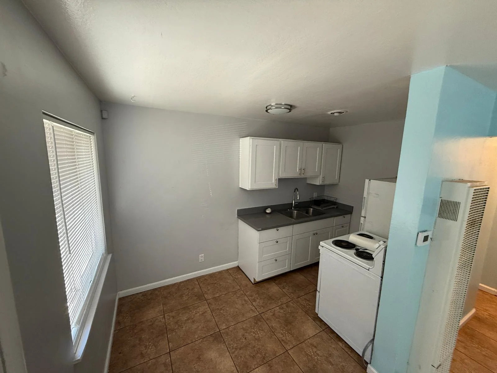 4022 San Pablo Dam Rd El Sobrante, CA 94803 photo 2