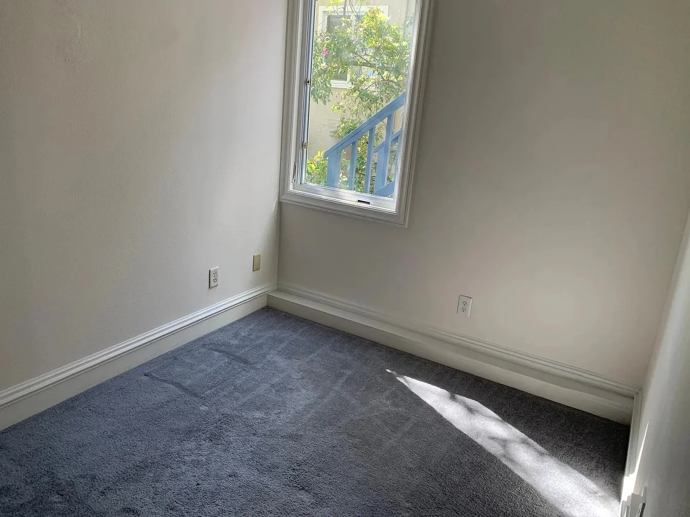 1521 Blake St photo 4