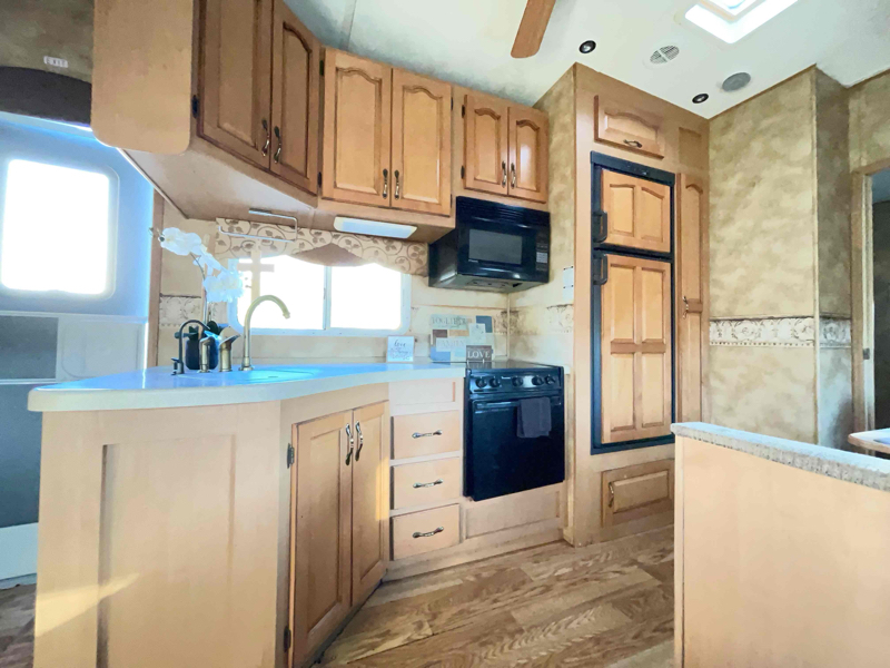 0BR/1BA Apartment on San Antonio Circle · Palo Alto photo 4