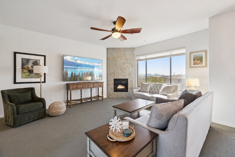 Luxury Condo with views of the Valley photo 2