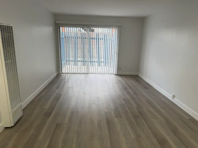 Brookside Drive - 1230 photo 2